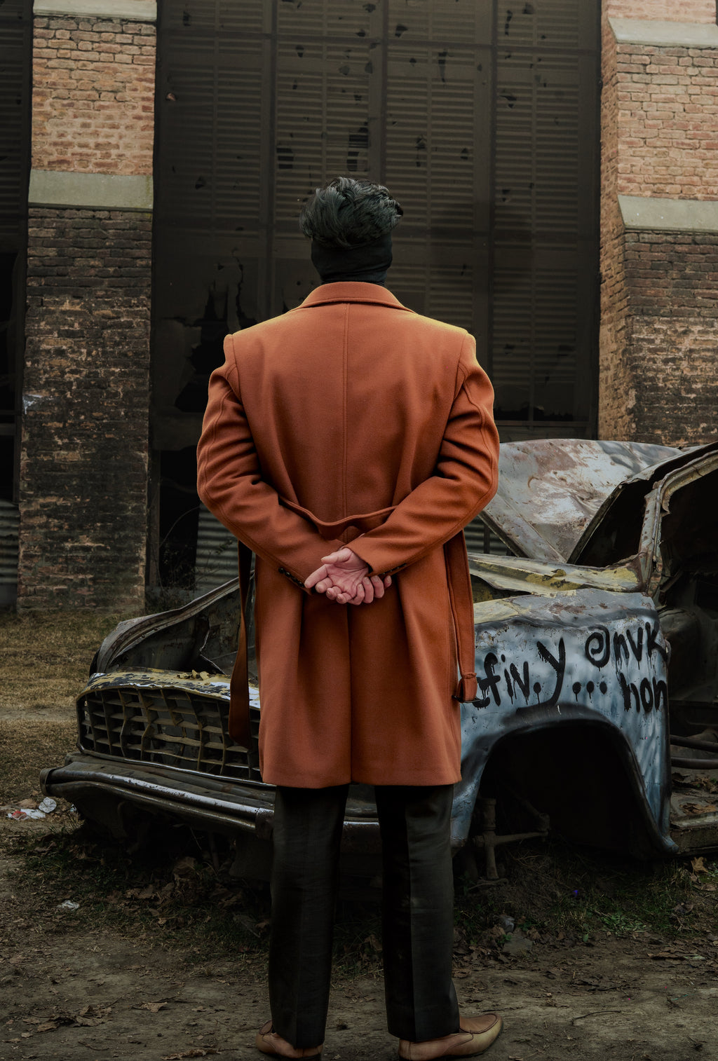 WINDSOR TAN DOUBLE-BREASTED WOOL OVERCOAT